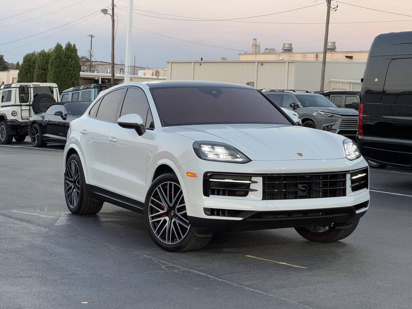 2025 PORSCHE Cayenne