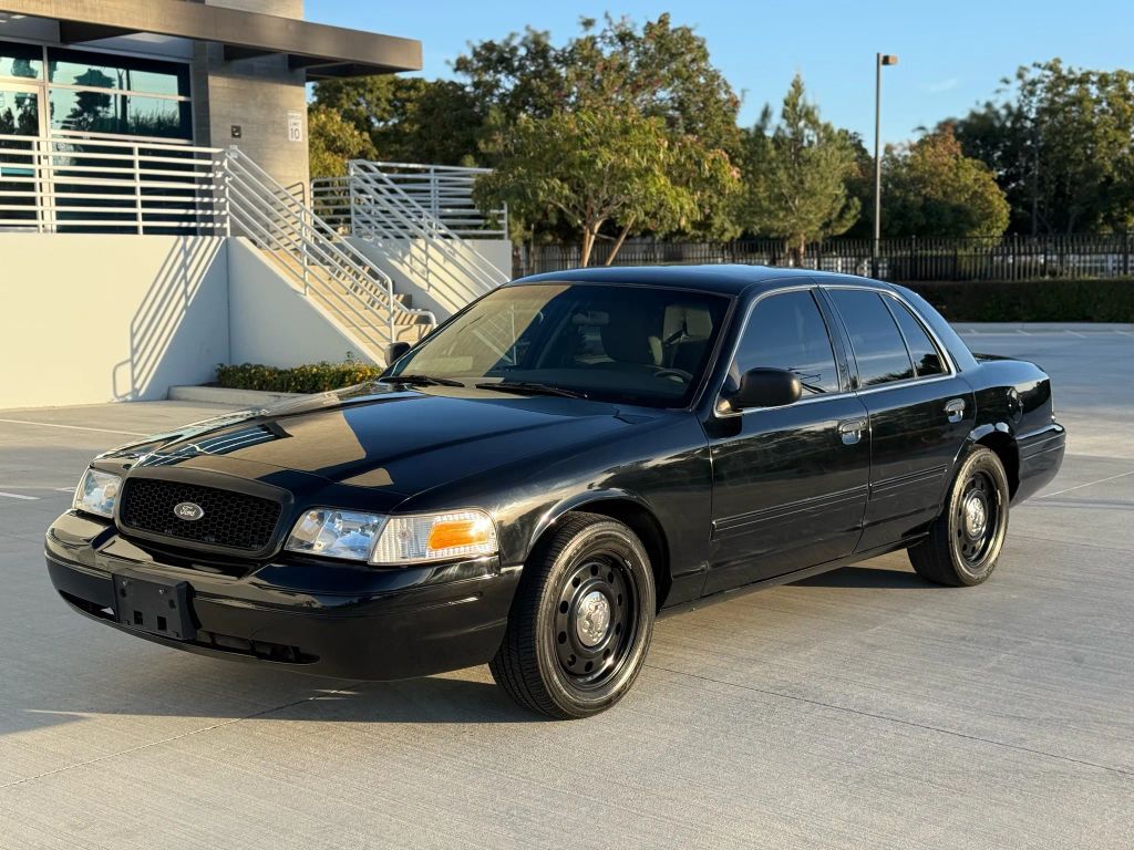 Ford Crown Victoria