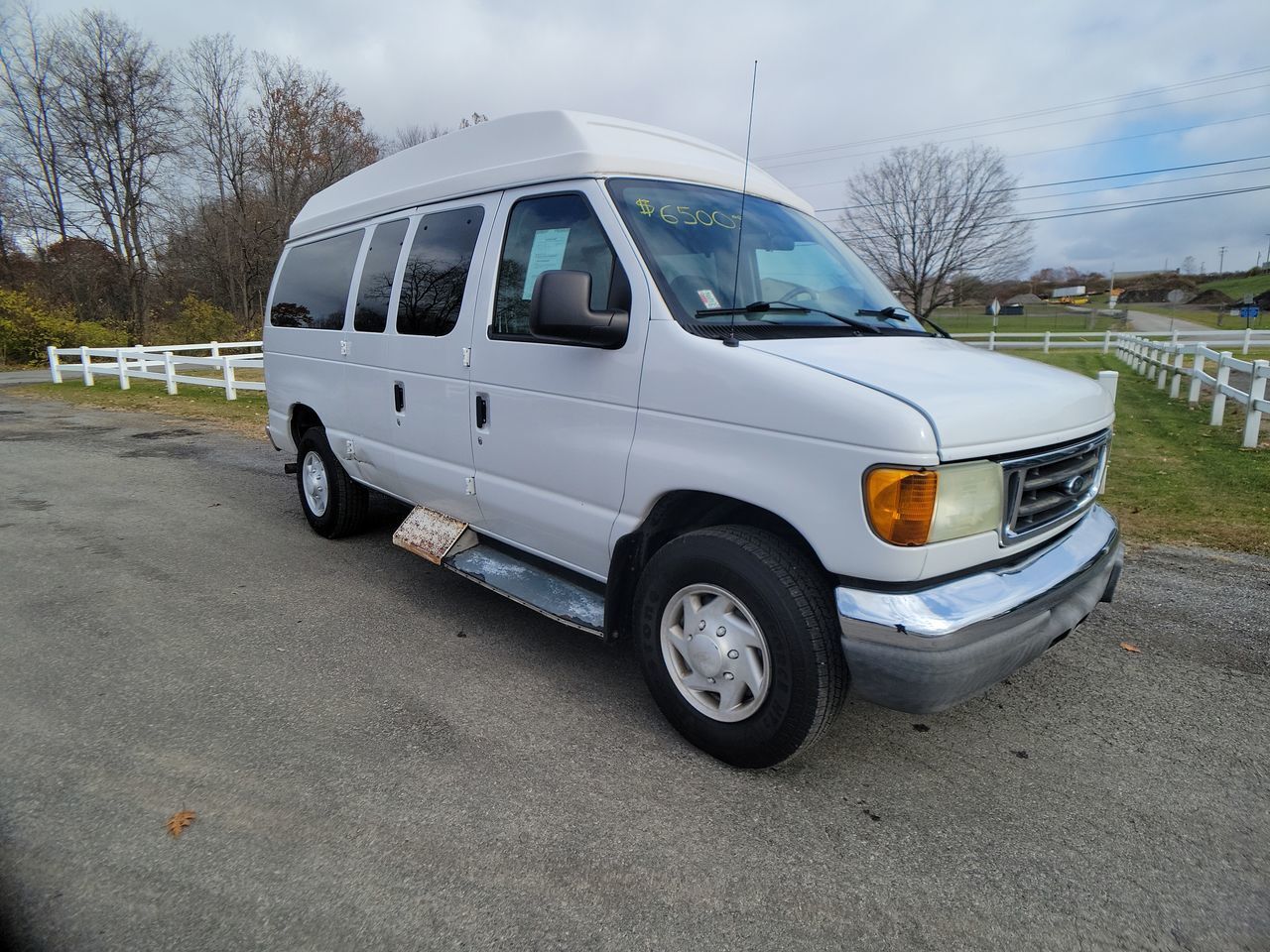 Ford E-350