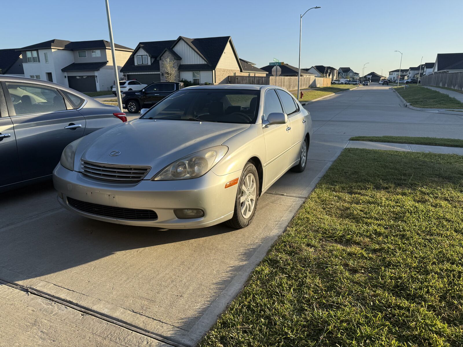 Lexus ES