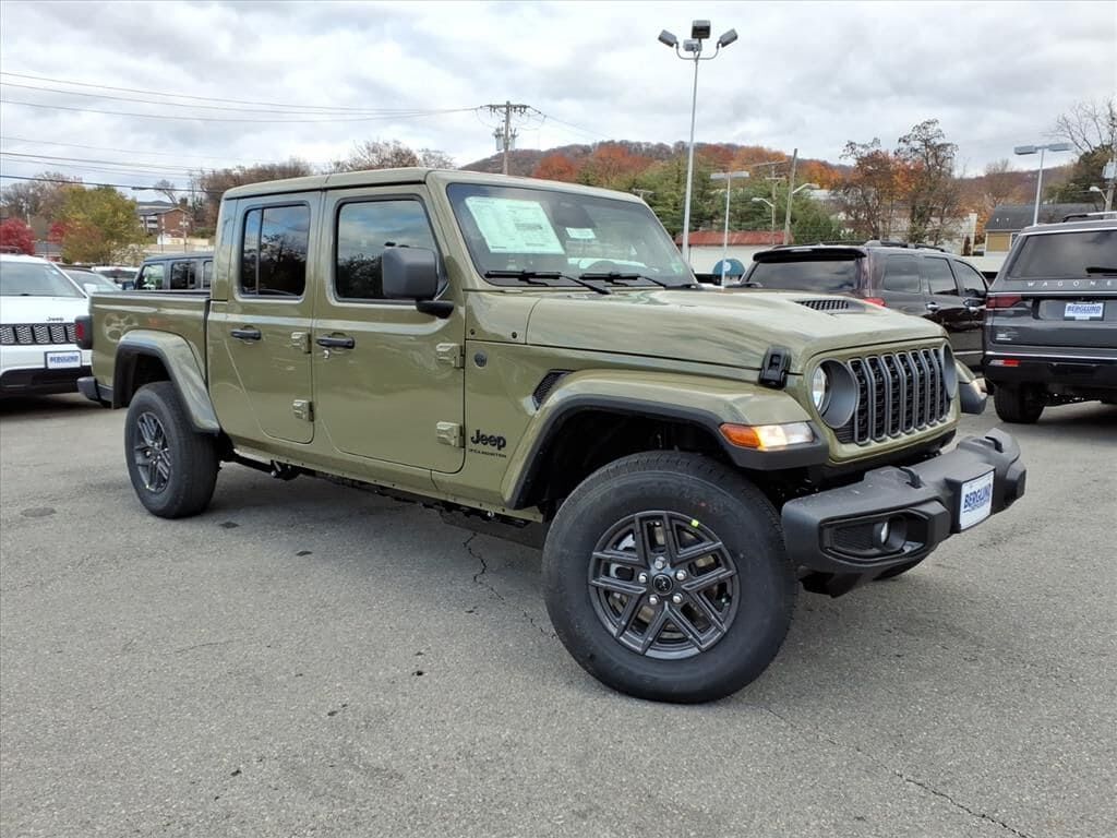 2026 JEEP Gladiator