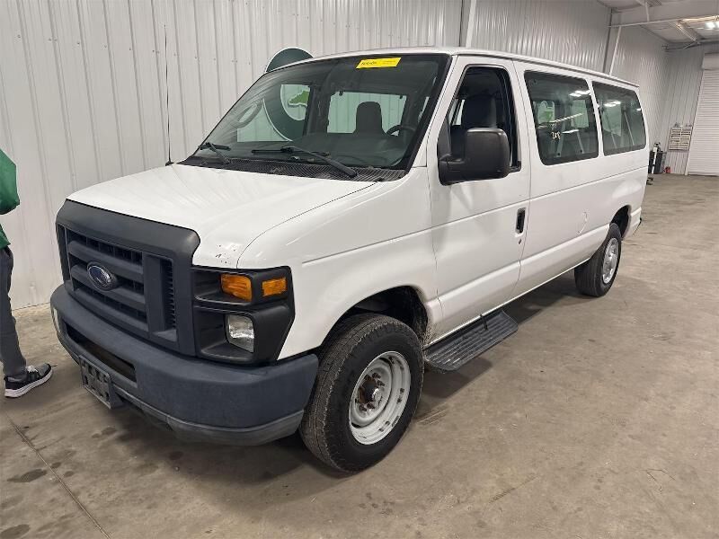 Ford E-350