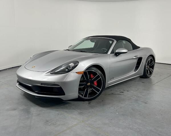 PORSCHE
