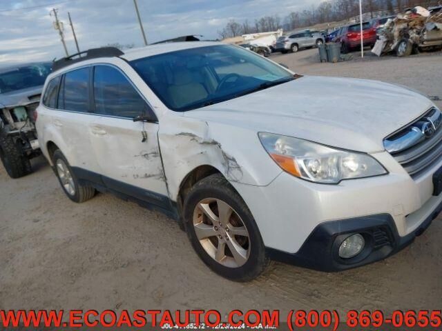 2014 SUBARU Outback