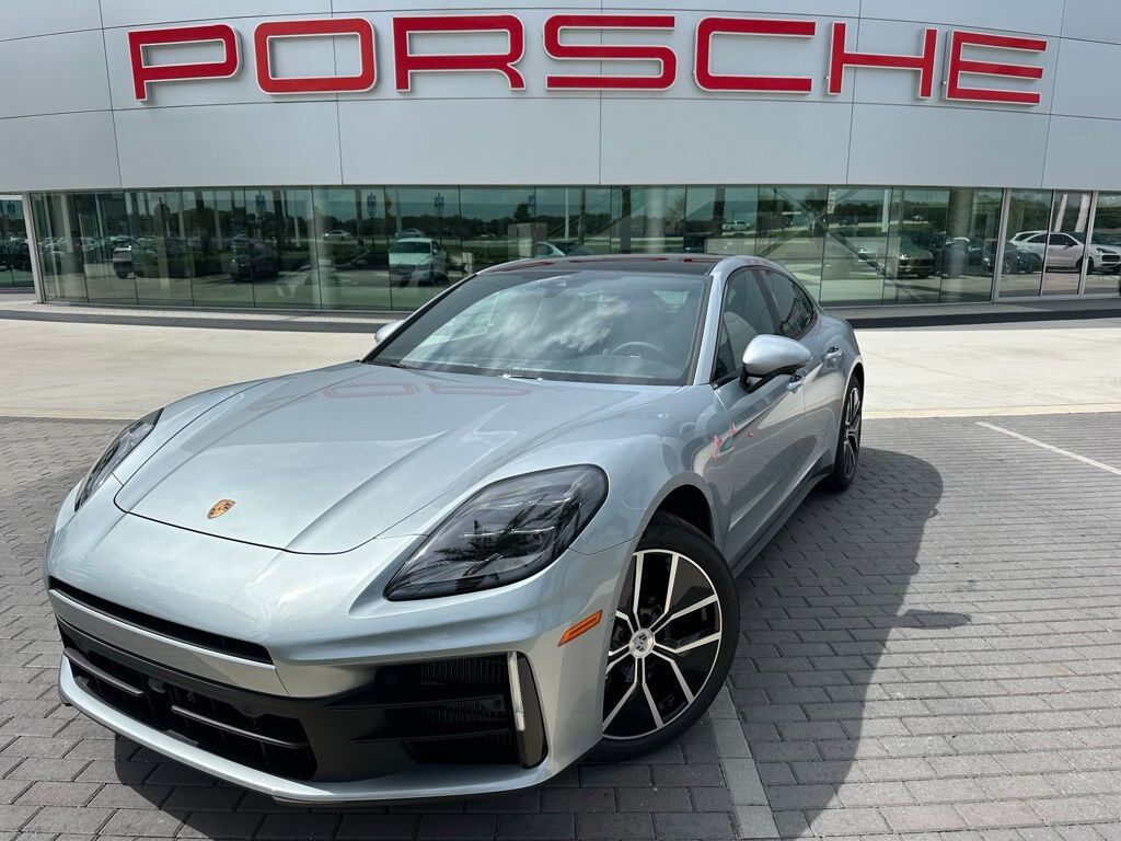 2025 PORSCHE Panamera