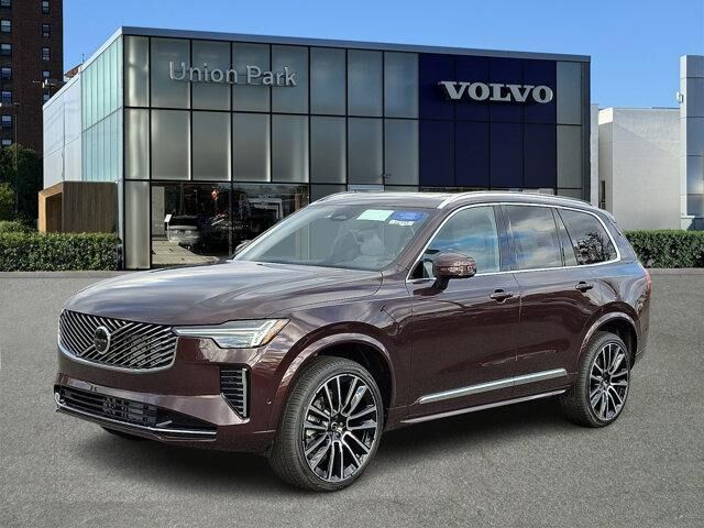 2026 VOLVO XC90