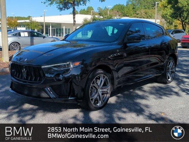 2022 MASERATI Levante