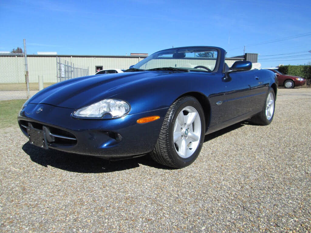 Jaguar XK8