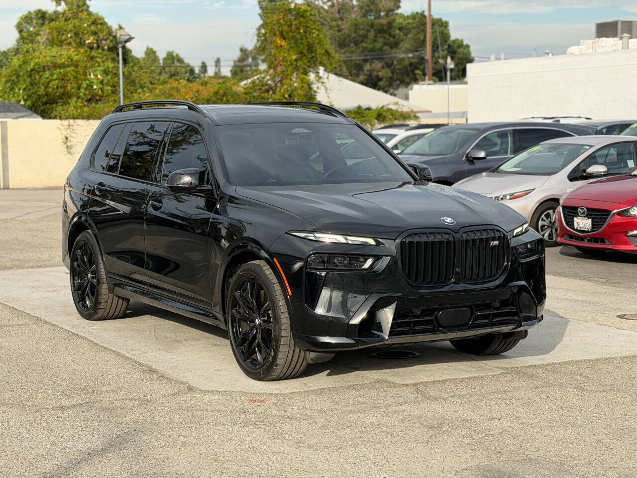 2023 BMW X7