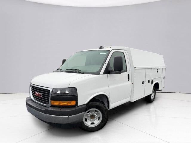 2025 GMC Savana