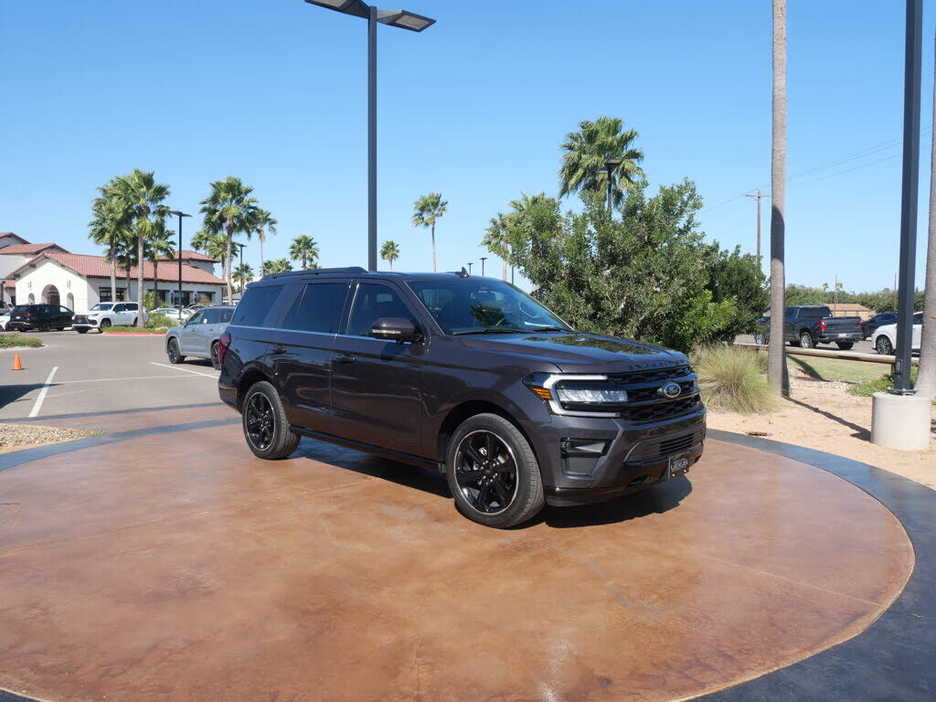2023 FORD Expedition
