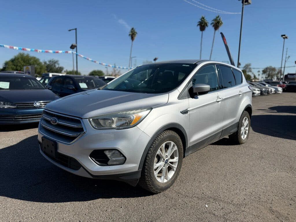 2017 FORD Escape