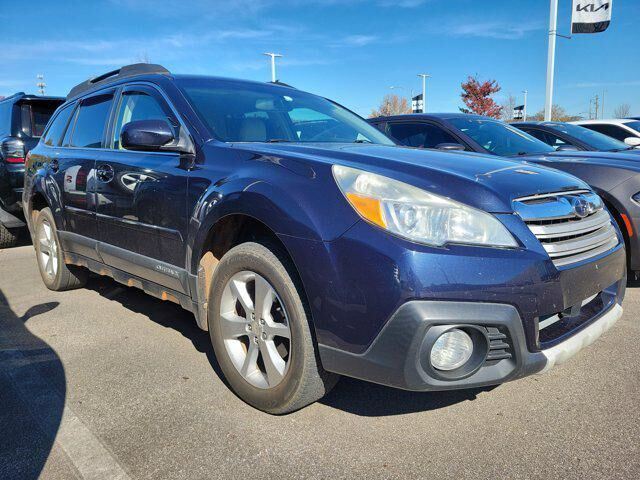 2014 SUBARU Outback