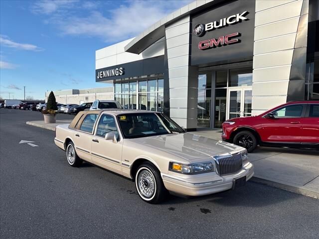 Lincoln Town Car