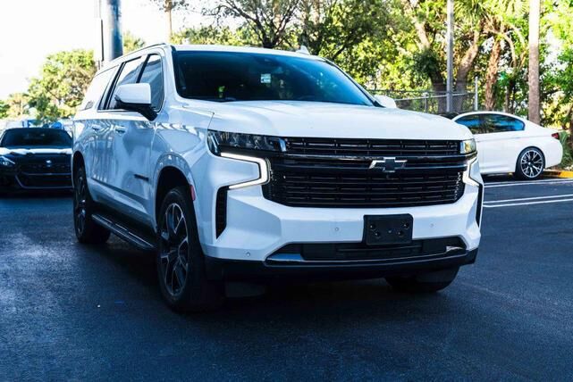 2024 CHEVROLET Suburban