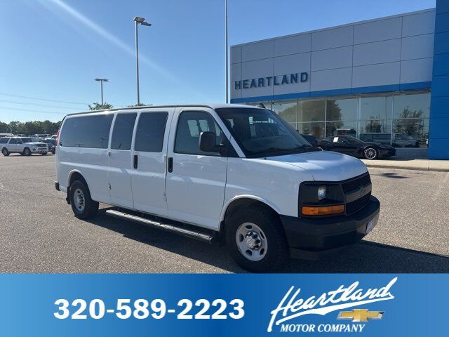 2017 CHEVROLET Express
