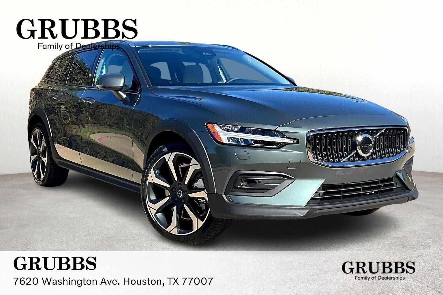 2026 VOLVO V60CC
