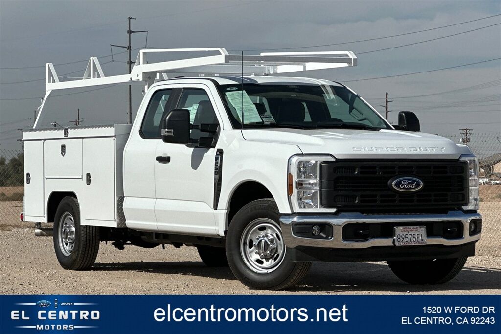 2025 FORD F-250