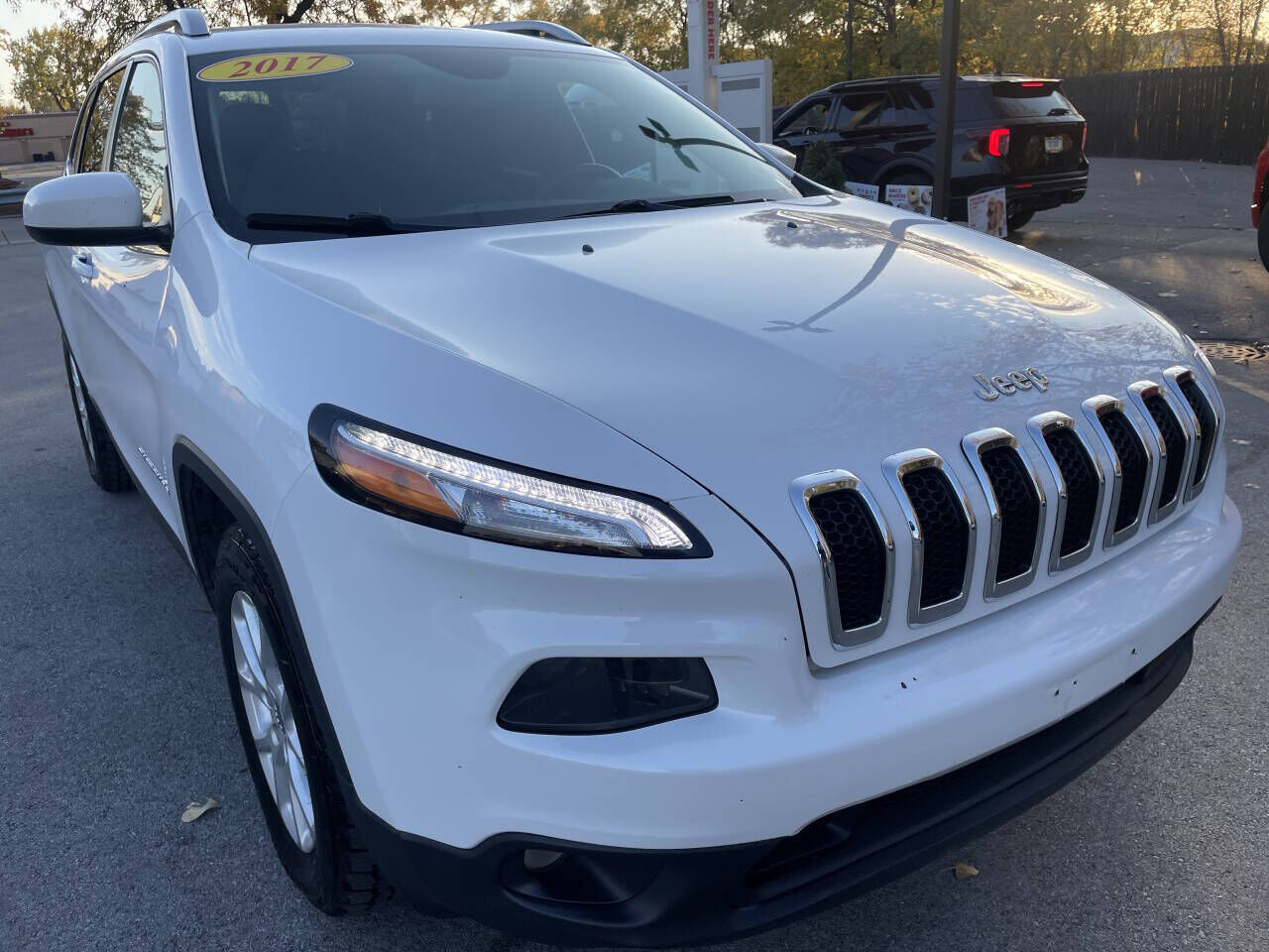 2017 JEEP Cherokee