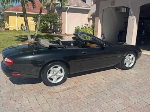 Jaguar XK8