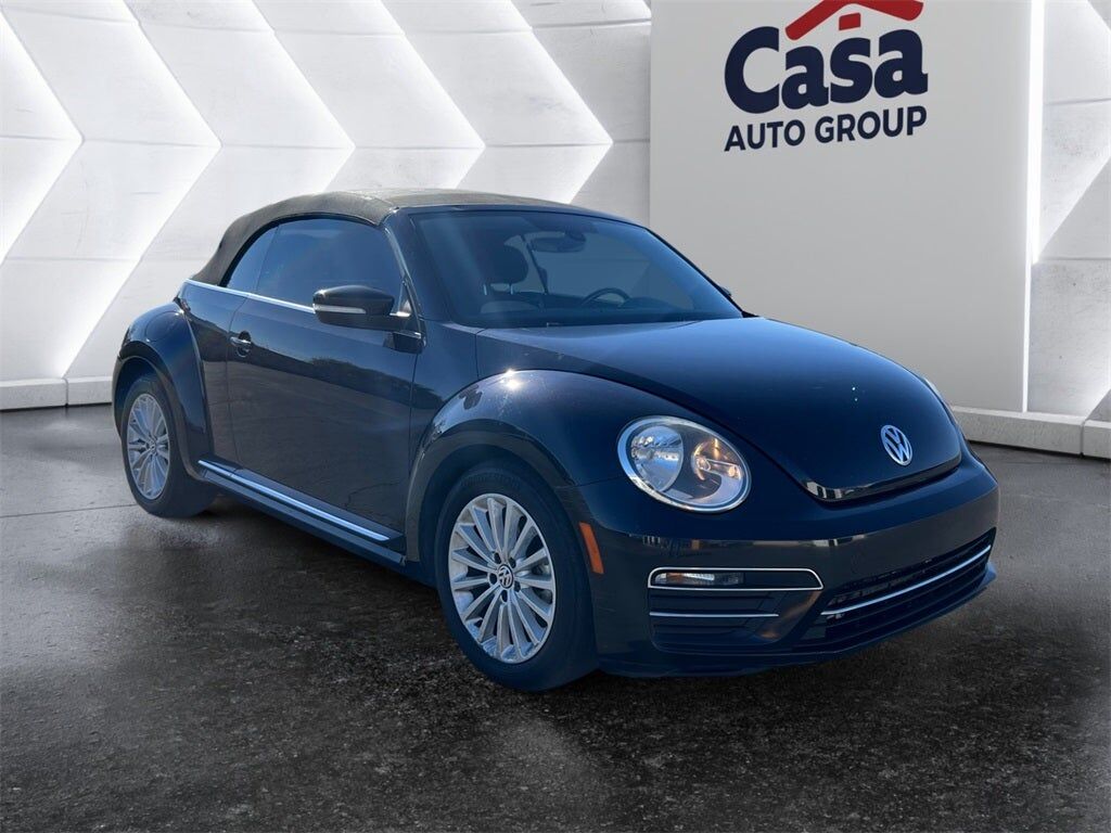 2019 VOLKSWAGEN Beetle