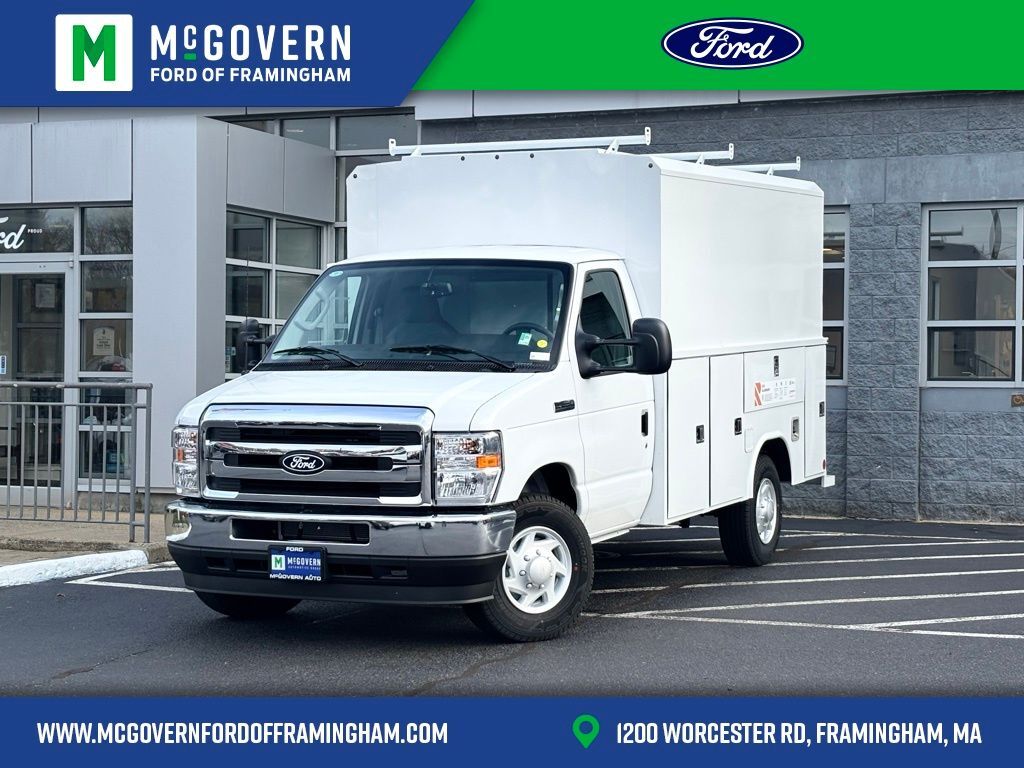 2026 FORD E-350