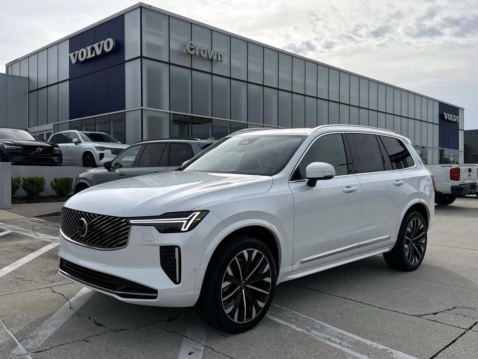2026 VOLVO XC90