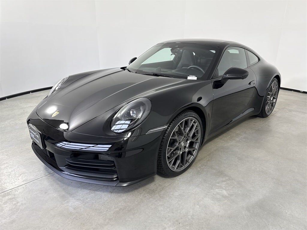2025 PORSCHE 911