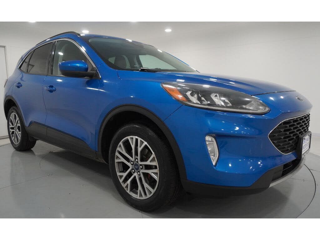 2021 FORD Escape