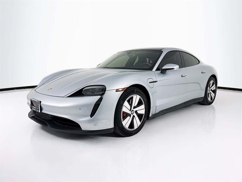 2021 PORSCHE Taycan