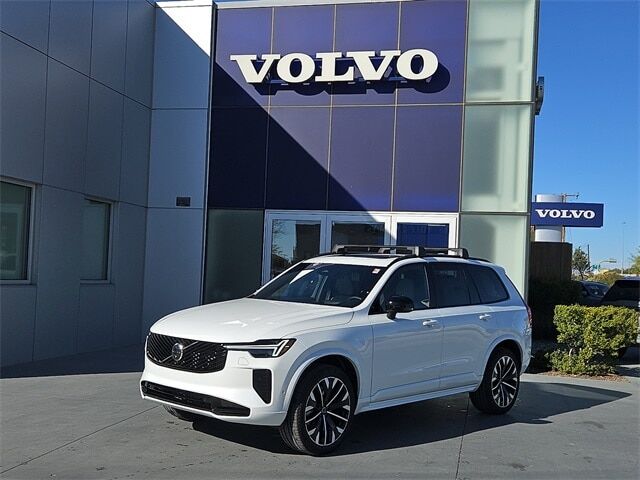 2026 VOLVO XC90