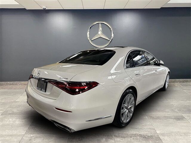 2022 Mercedes-Benz S-Class