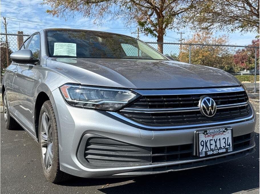 2024 VOLKSWAGEN Jetta