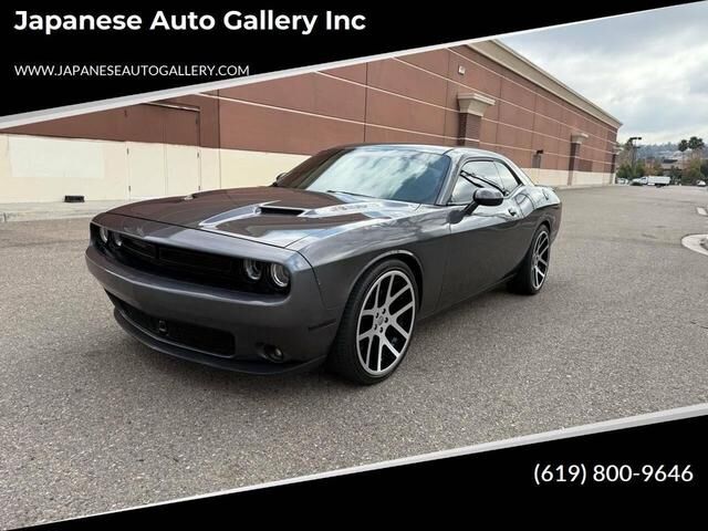 2016 DODGE Challenger