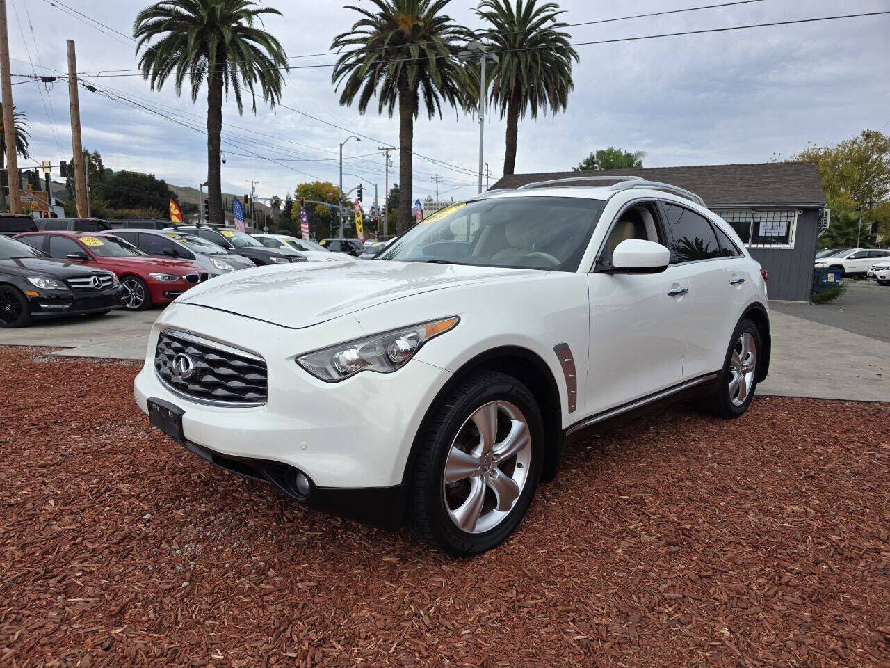 Infiniti FX50