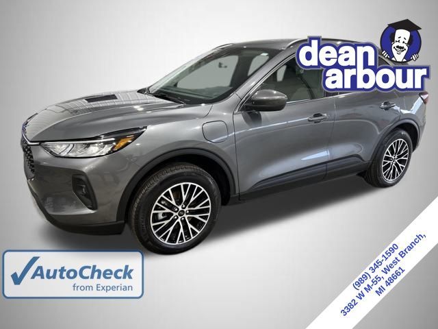 2025 FORD Escape