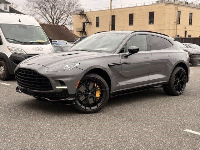 2026 ASTON MARTIN DBX