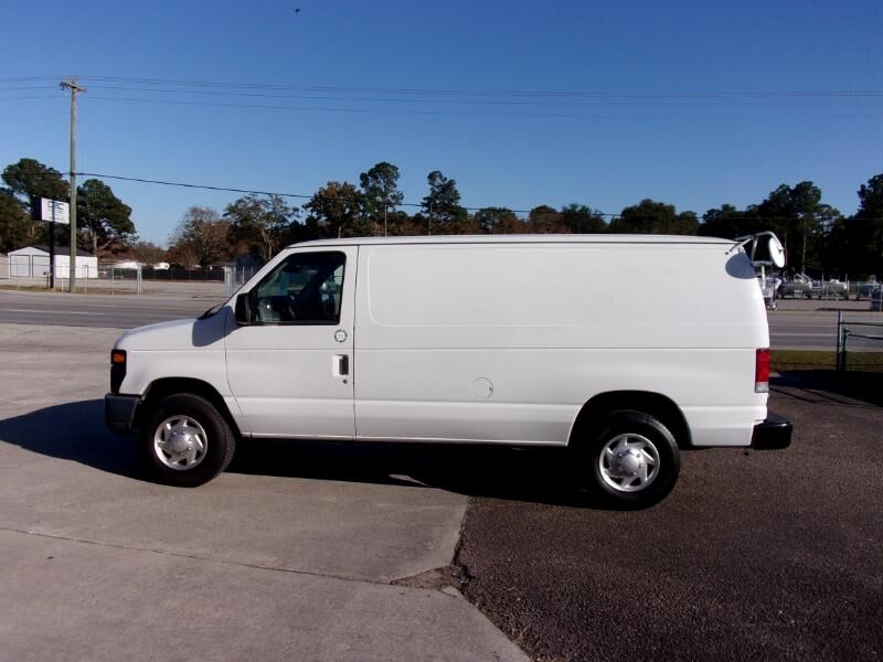 2013 FORD E-250