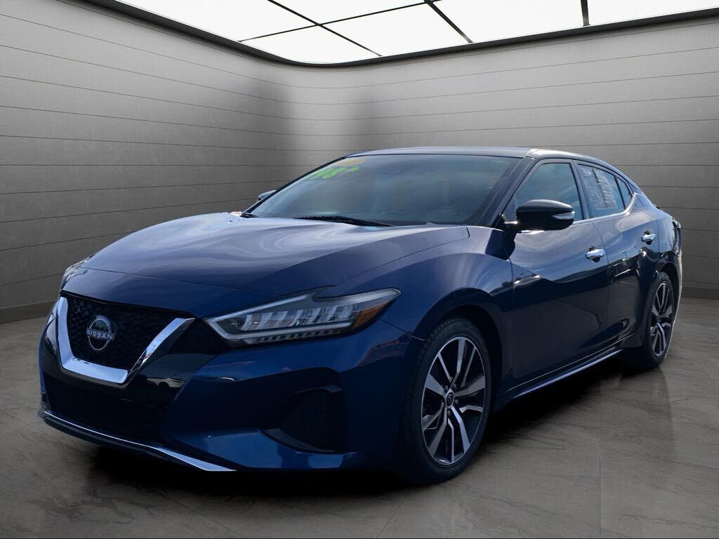 2023 NISSAN Maxima