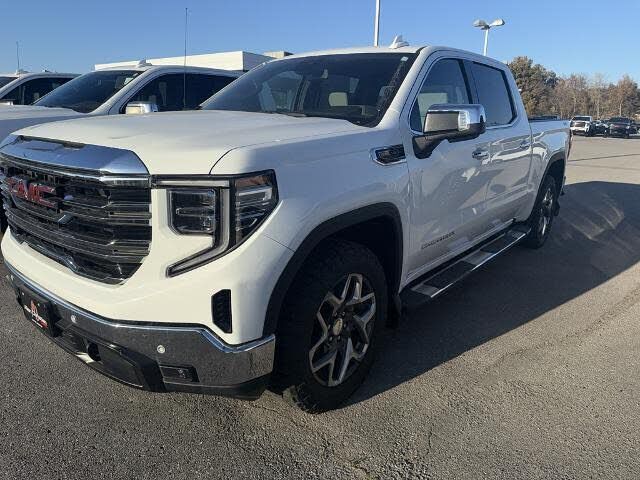 2023 GMC Sierra