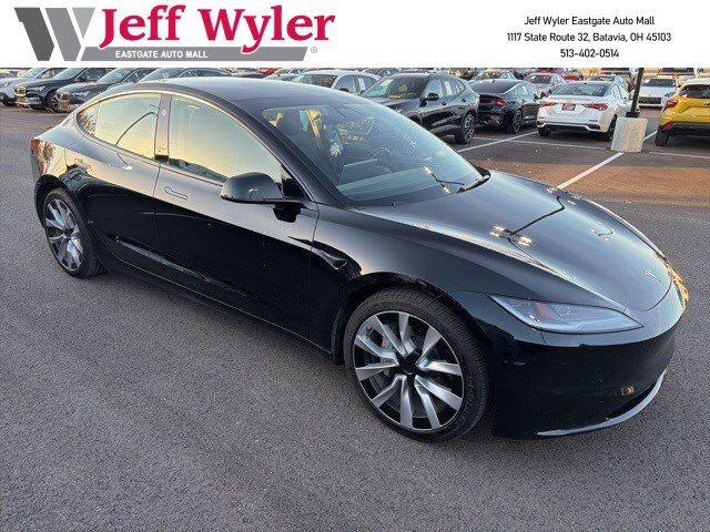 2024 TESLA Model 3