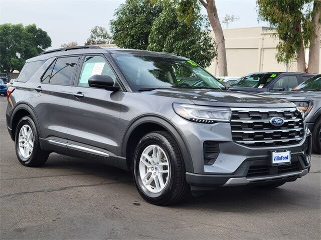 2025 FORD Explorer