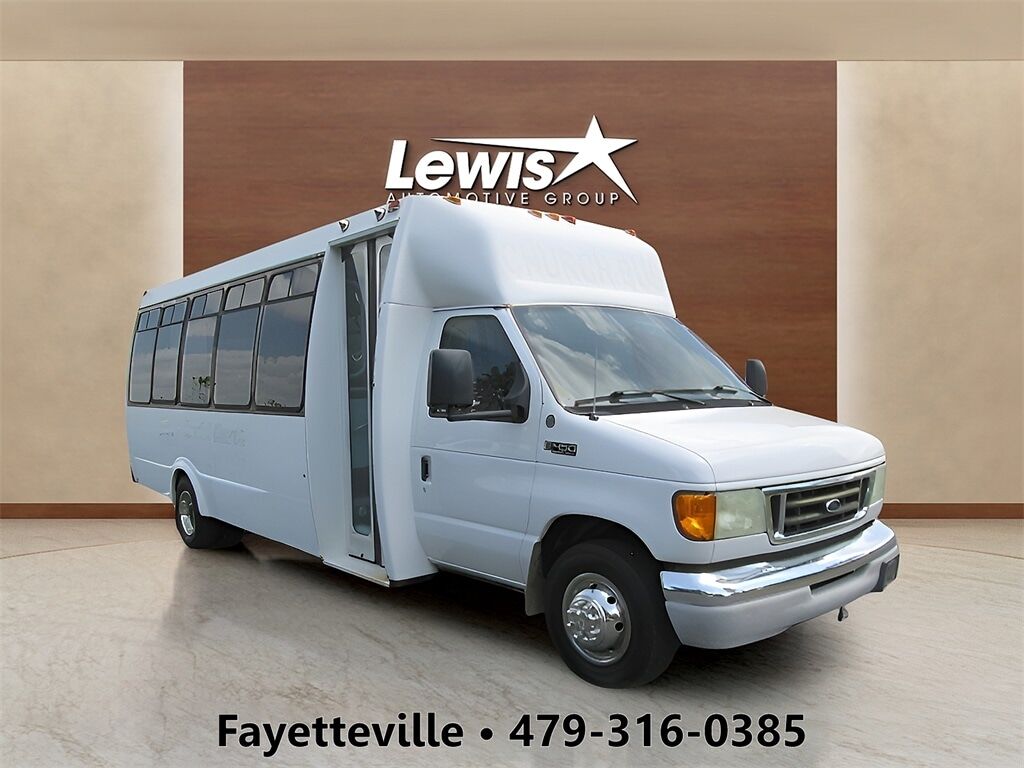 2003 FORD E-450