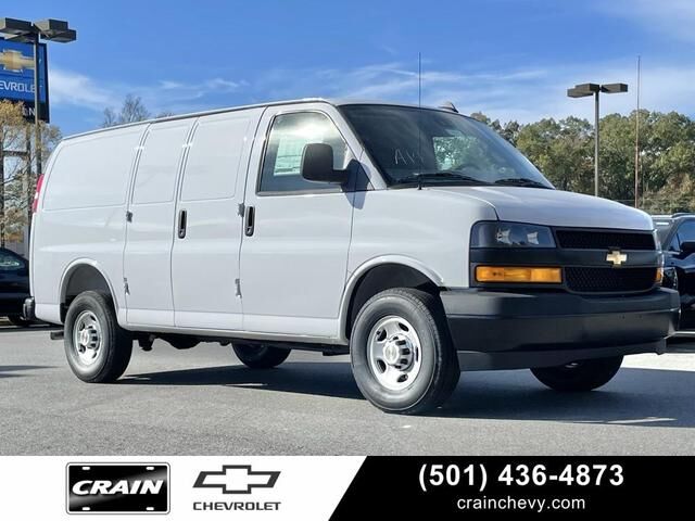 2025 CHEVROLET Express