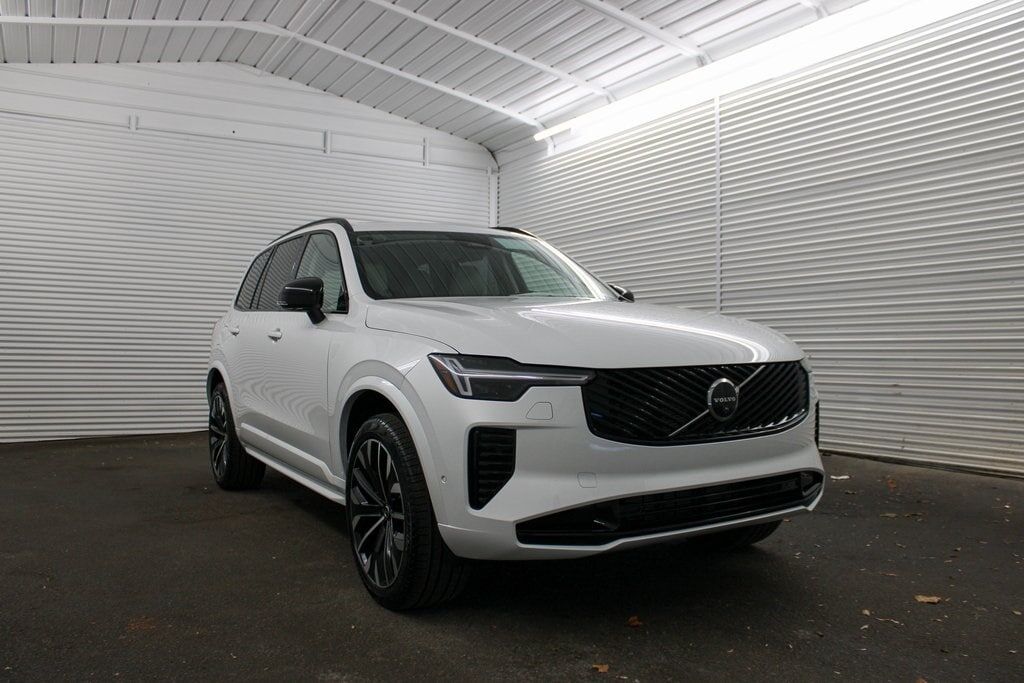 2026 VOLVO XC90