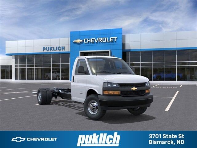 2025 CHEVROLET Express