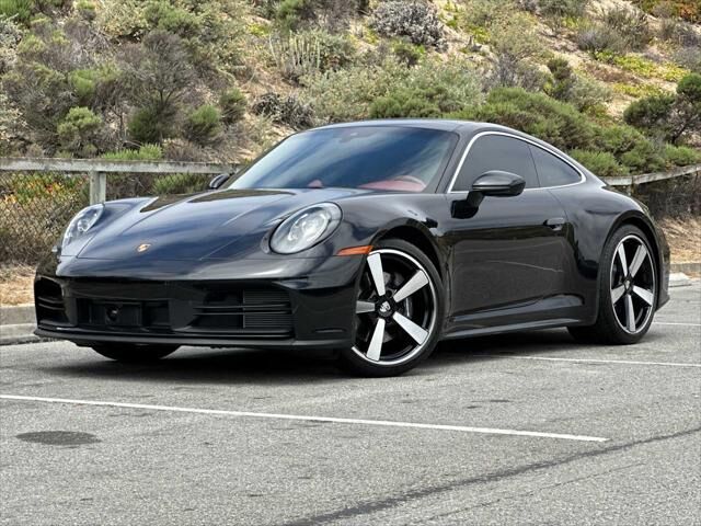 2025 PORSCHE 911