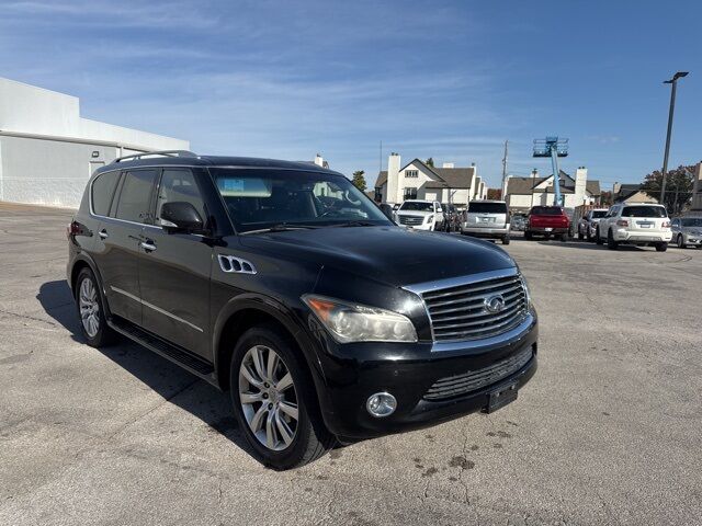 Infiniti QX56