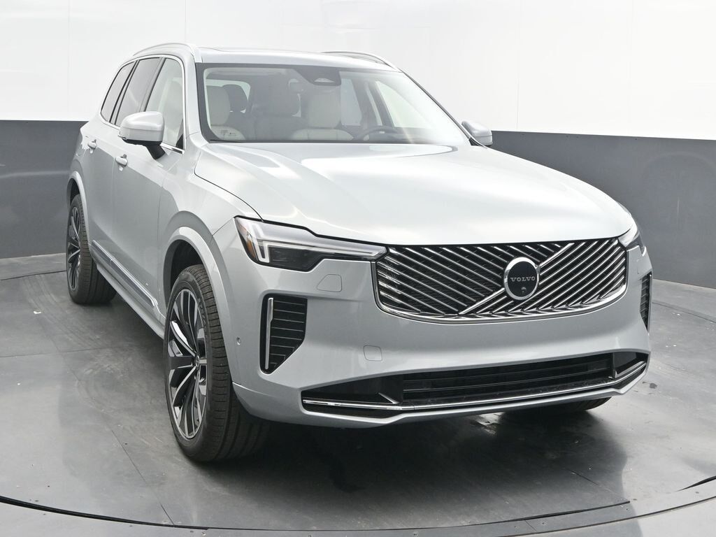 2026 VOLVO XC90