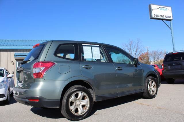 2016 SUBARU Forester